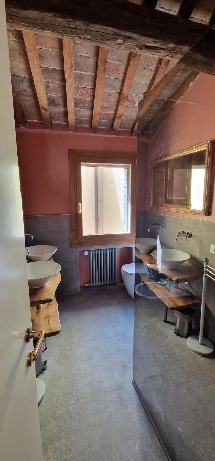 Elegante In Casa Storica-borgo Portello Apartment