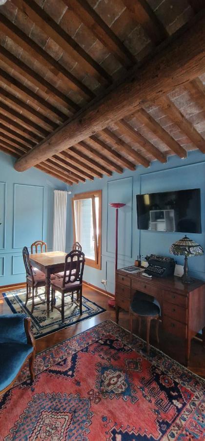 Elegante In Casa Storica-borgo Portello *